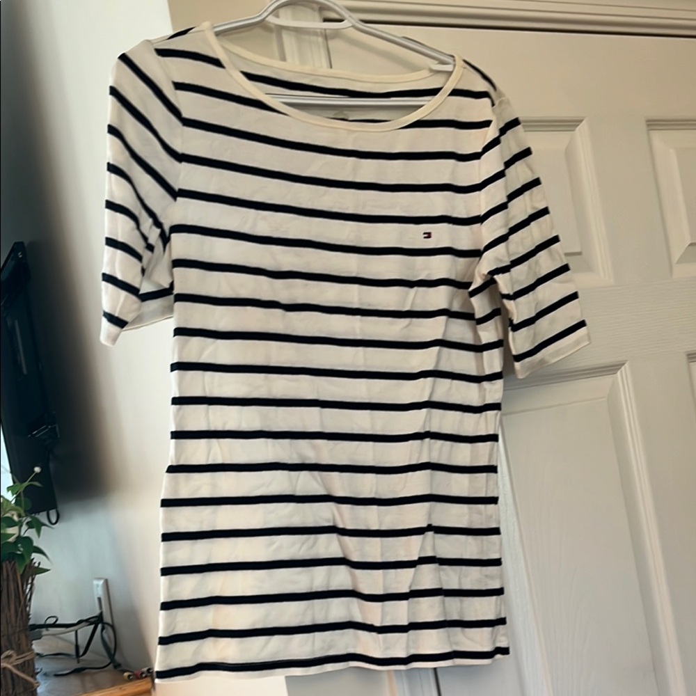 Tommy Hilfiger Navy Blue and White Fitted 3/4 Sleeve Tee